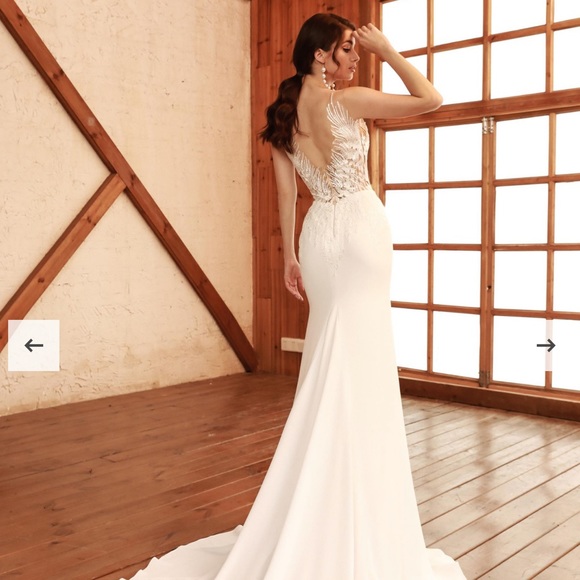Stunning Bridal Dress - never worn! - Picture 1 of 5